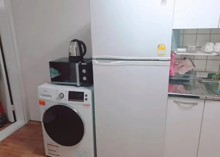 7, Near Hongdae, Quiet Area, 1st Floor *